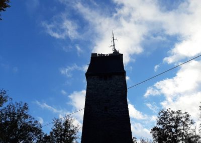 Der Kaiserturm auf dem höchsten Berg des hessischen Odenwalds