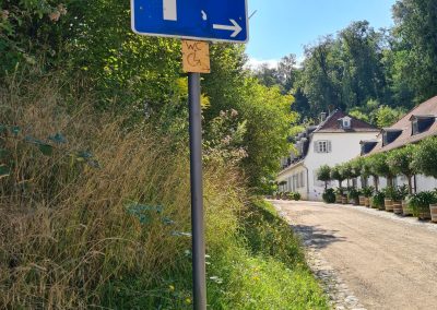 Ein neues Provisorium im Fürstenlager in Bensheim – Auerbach: Schild zum Rolli-WC