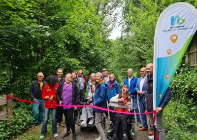 Das Band wird durch · geschnitten: buen camino!